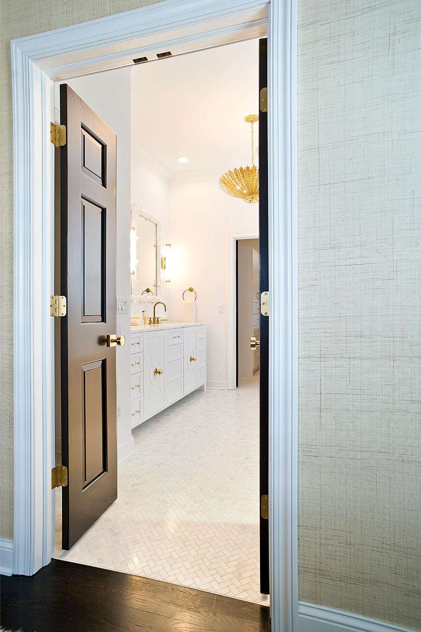 Old Yankton Road bathroom