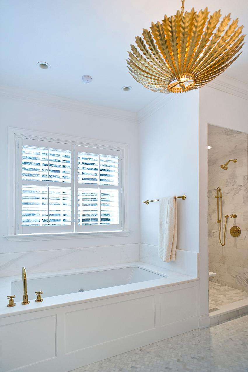 Old Yankton Road bathroom